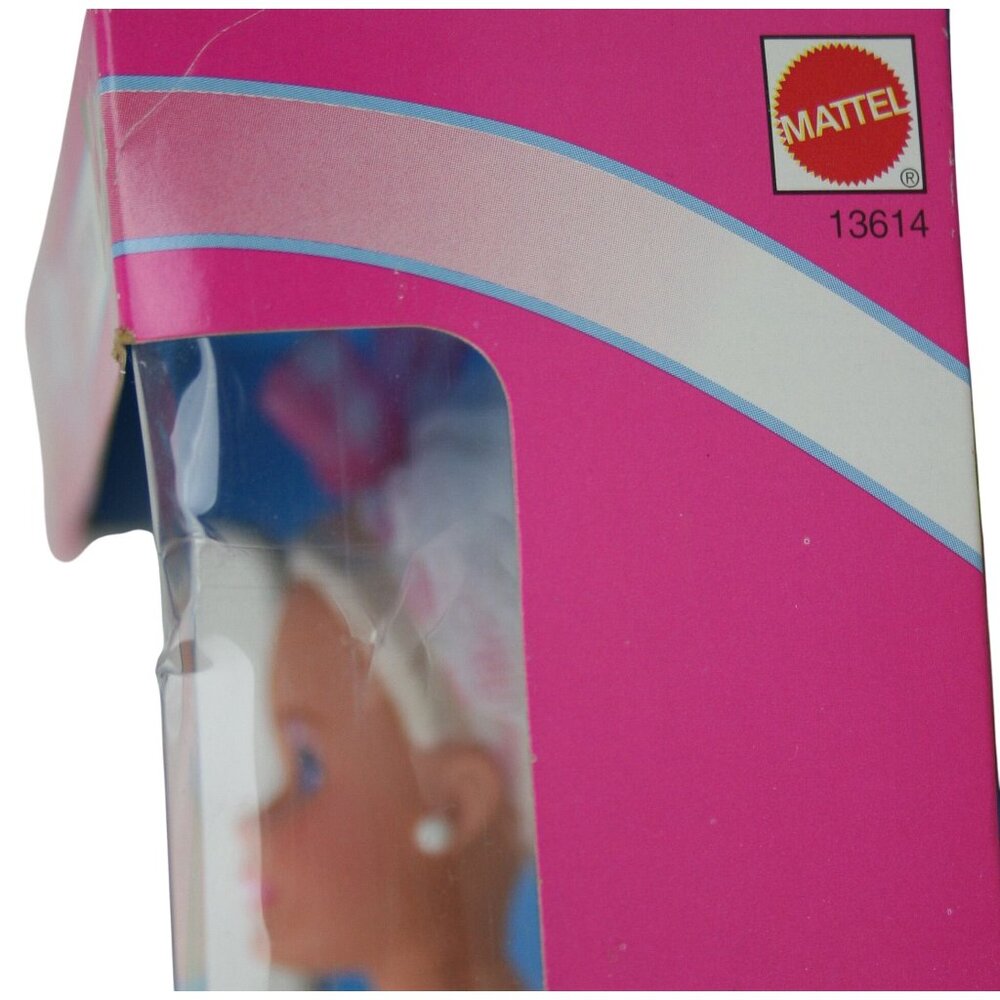 Mattel Barbie Country Bride 1994 Wal-Mart Special Edition #13614 - Picture 7 of 8